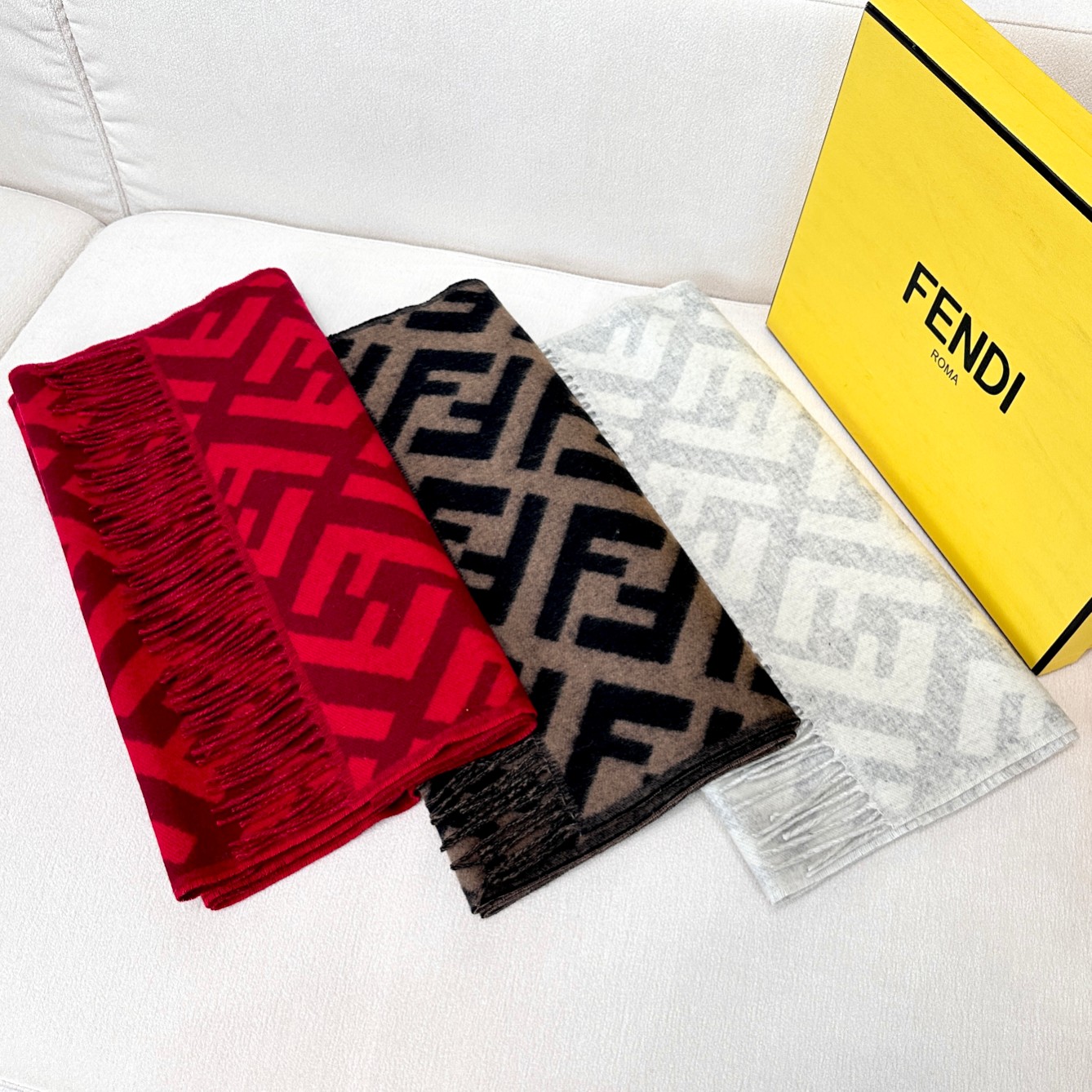 TOP FENDI Cashmere Scarf 45*170cm -3 Colors