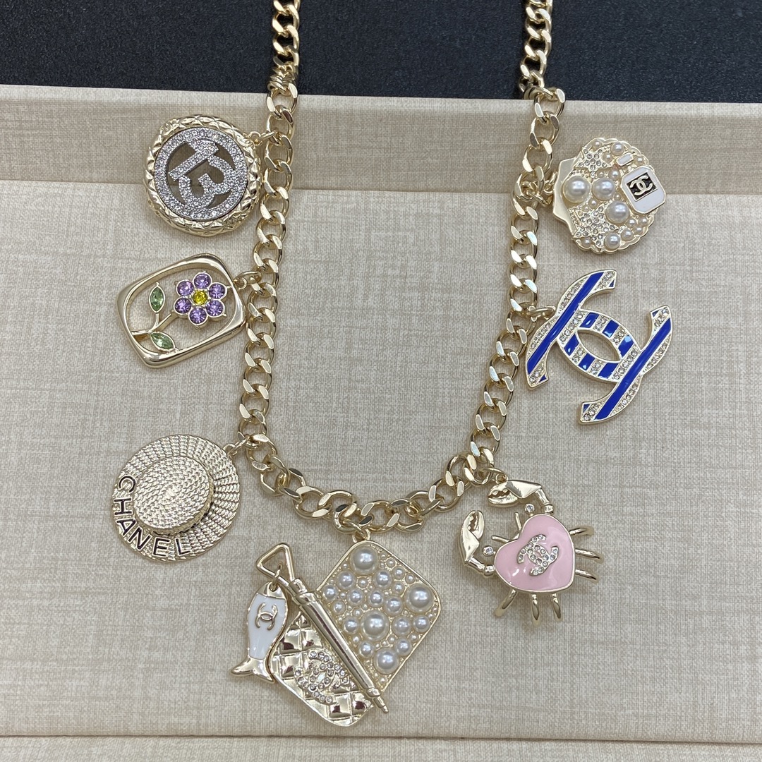 TOP CHANEL Necklace - Gold