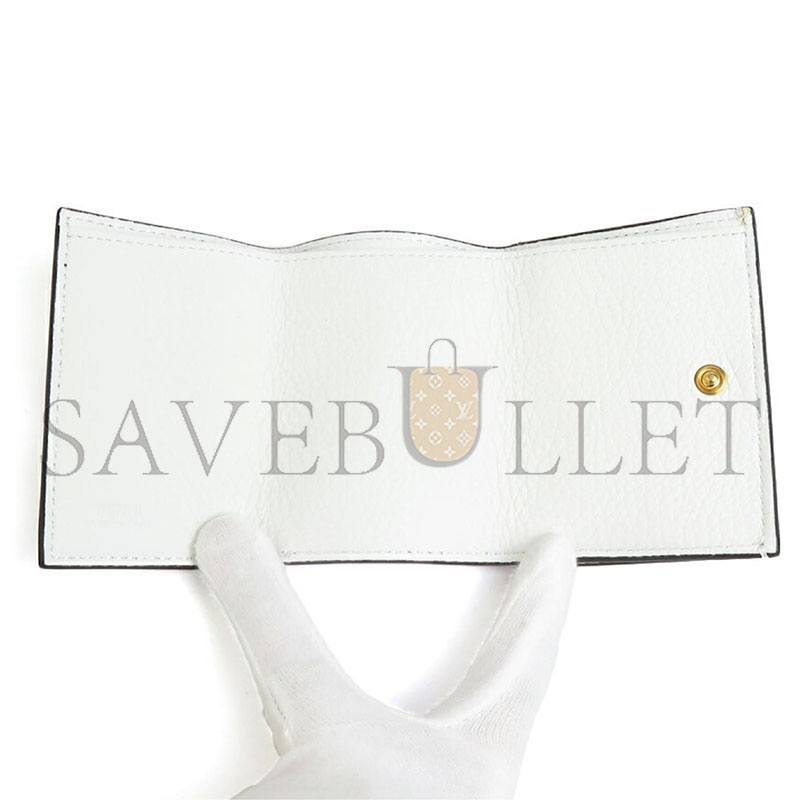 FENDI TRI-FOLD WALLET WHITE (9.3*7*2.2cm)
