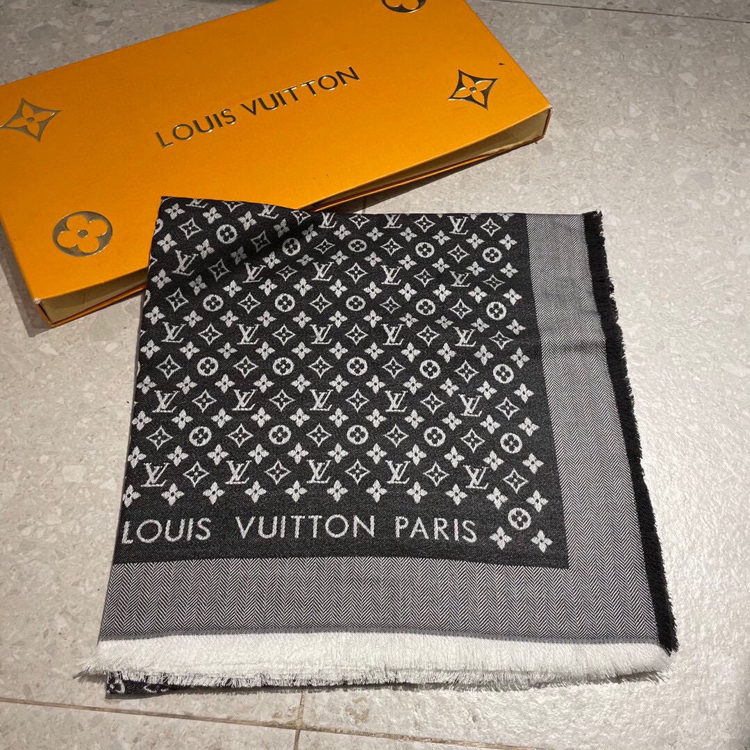 TOP Louis Vuitton LV Monogram Cashmere Scarf 120 x 120 cm - 4 Colors