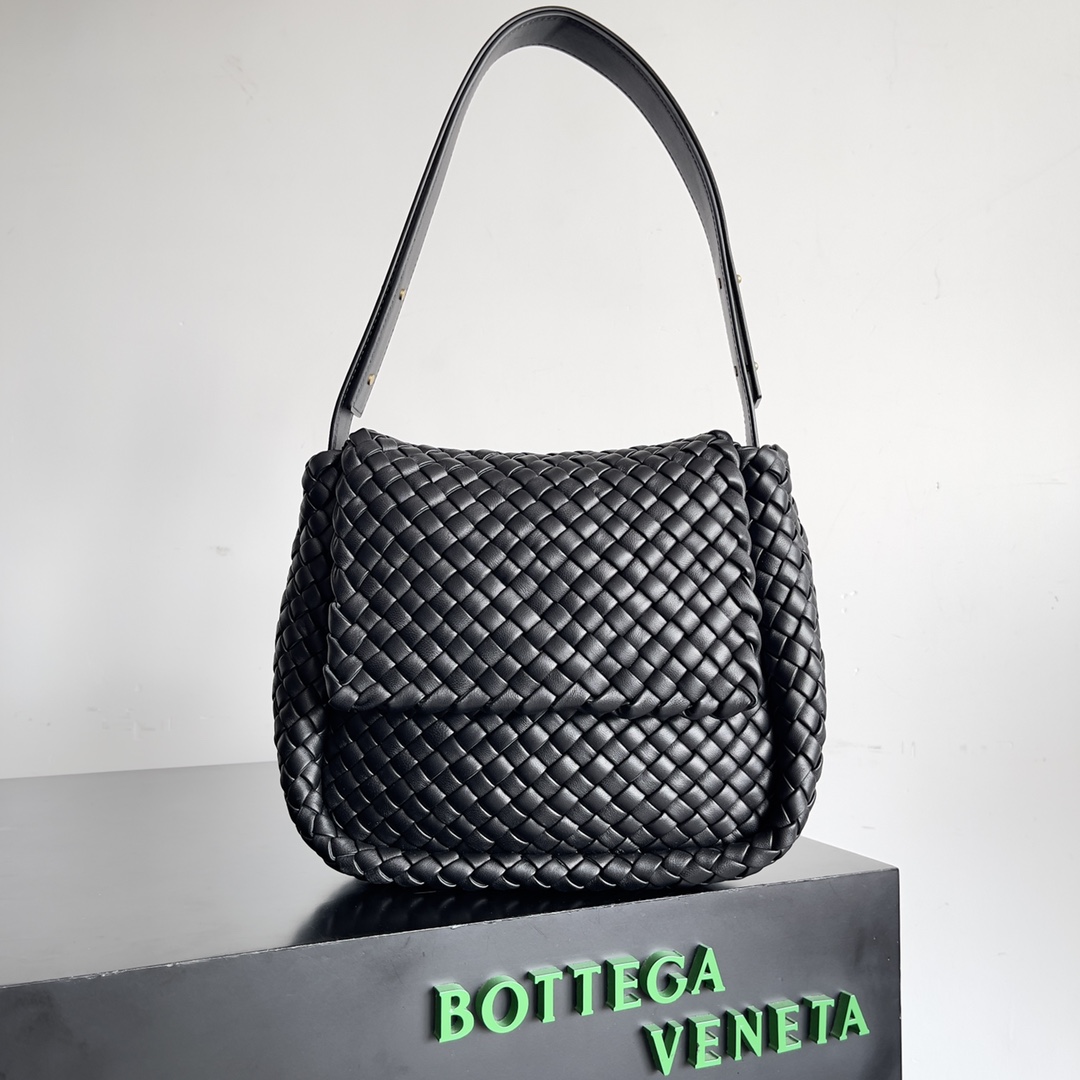 TOP Bottega Veneta BV Classic Braided Cabat Bag 26x22.5x13cm - Black
