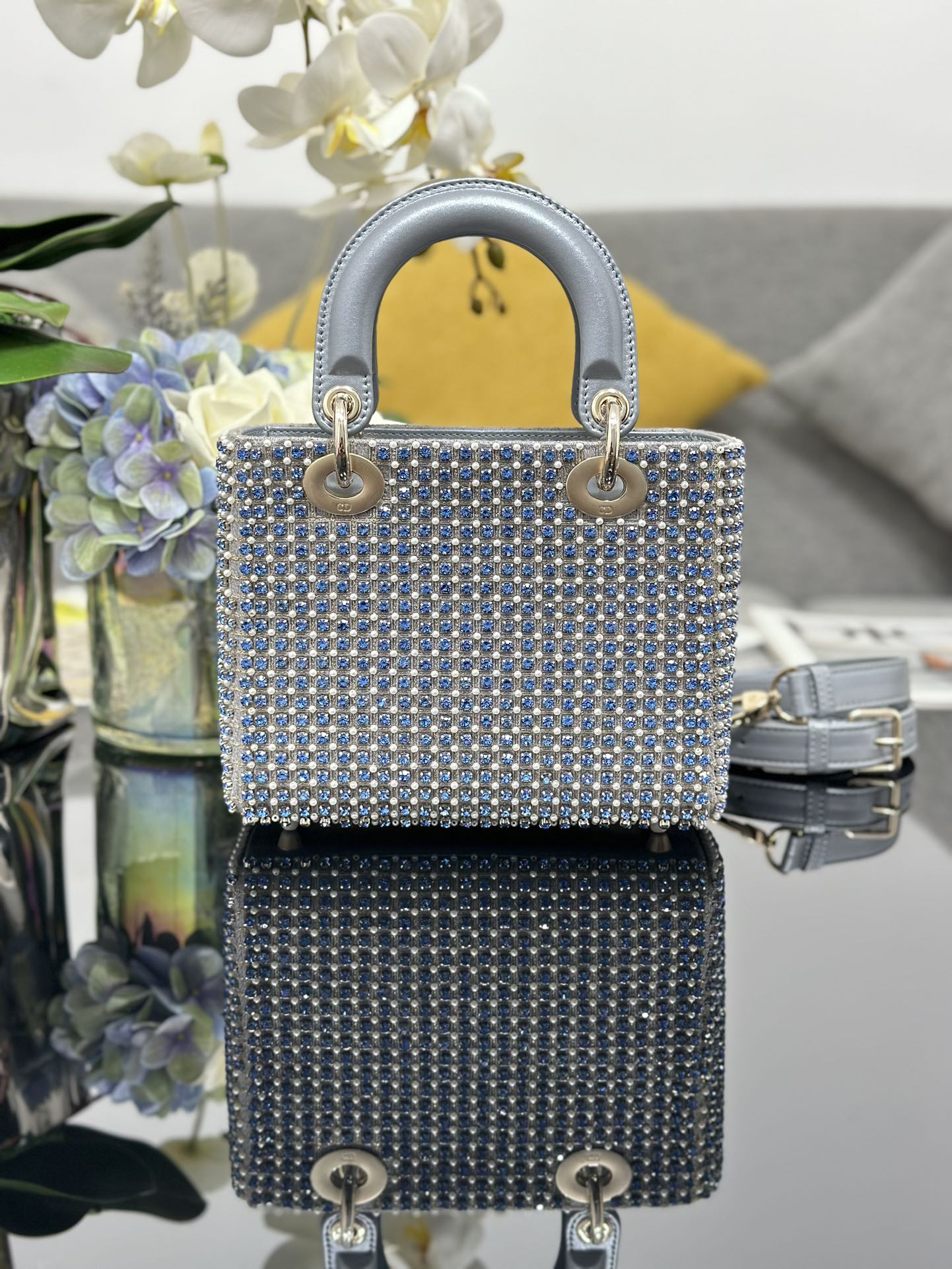 TOP Christian Dior Lady Dior Embroidered Drill Bag 20*16.5*8cm - Gray - GHW