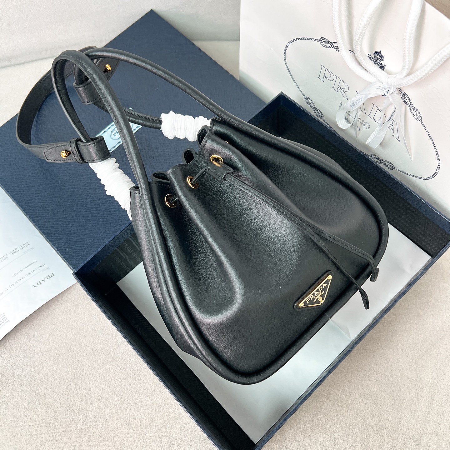 TOP PRADA Buckle Handbag 22x21x10.5cm - 2 Color