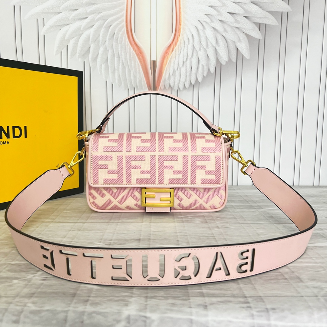 TOP FENDI 3D Embroidery Medium Baguette Bags 26×6×15cm - GHW