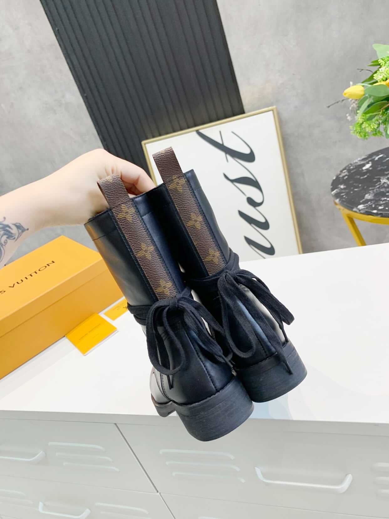 TOP Louis Vuitton LV LV Metropolis Flat Ranger Boots