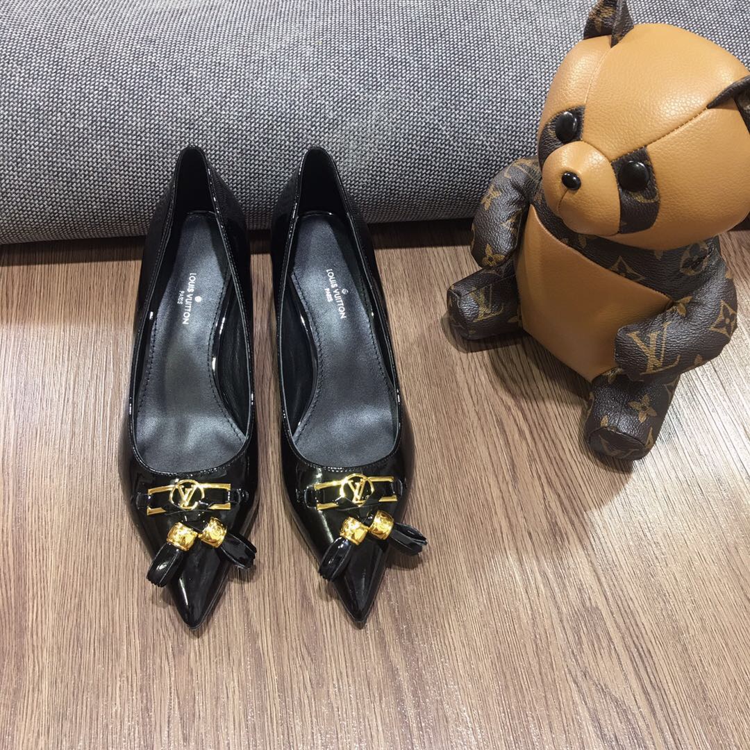 TOP Louis Vuitton LV L*V Patent Leather High Heels - 3 Color