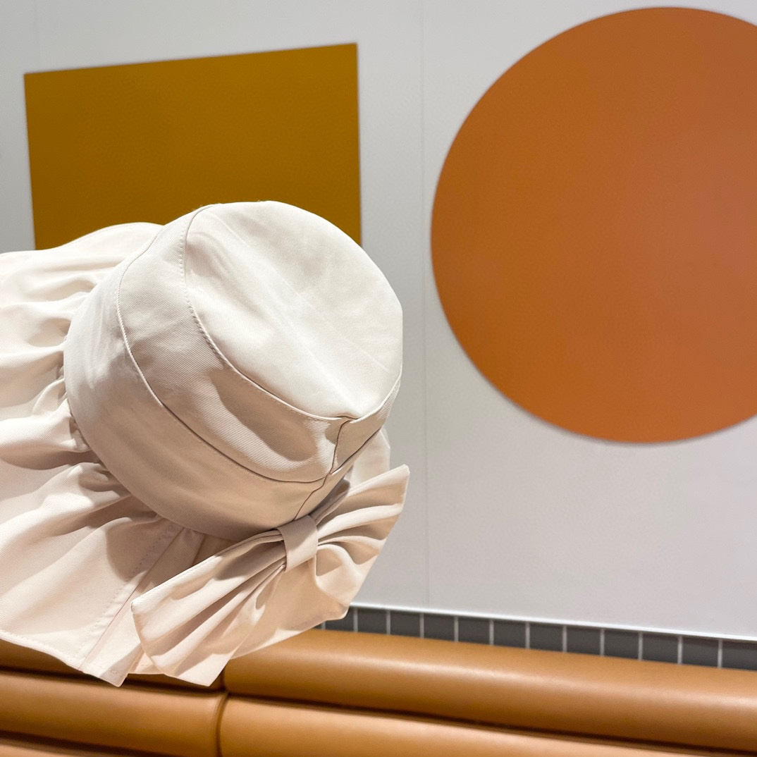 Ceiline Uv-protected Beach Hat With Large Brim Sunhat （Replica）