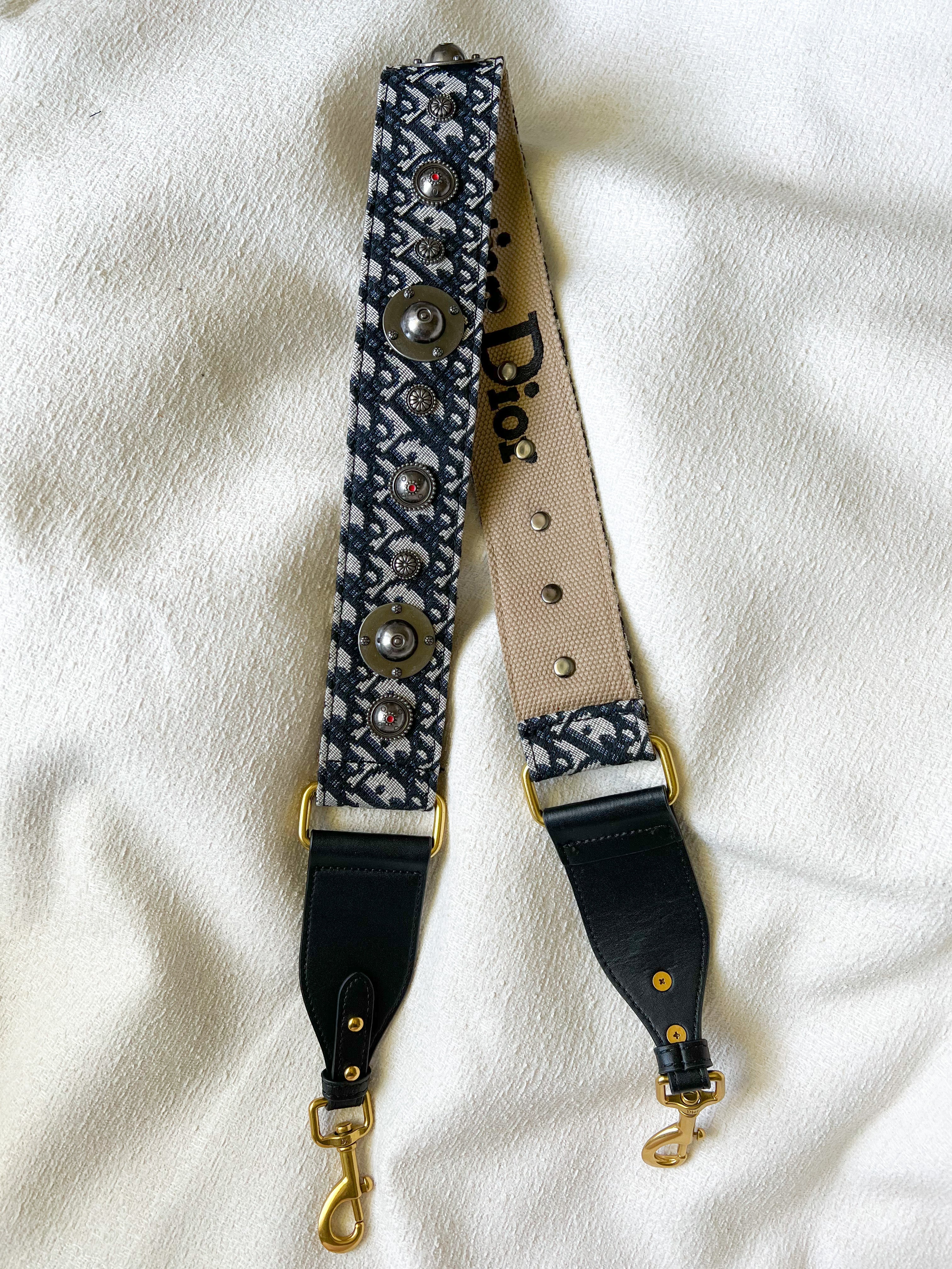 TOP Christian Dior Shoulder Trap w Metal Details