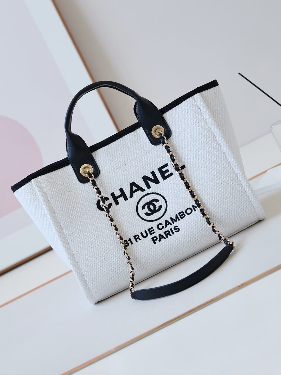 TOP CHANEL Deauville Bag 33cm - White with Black Handle