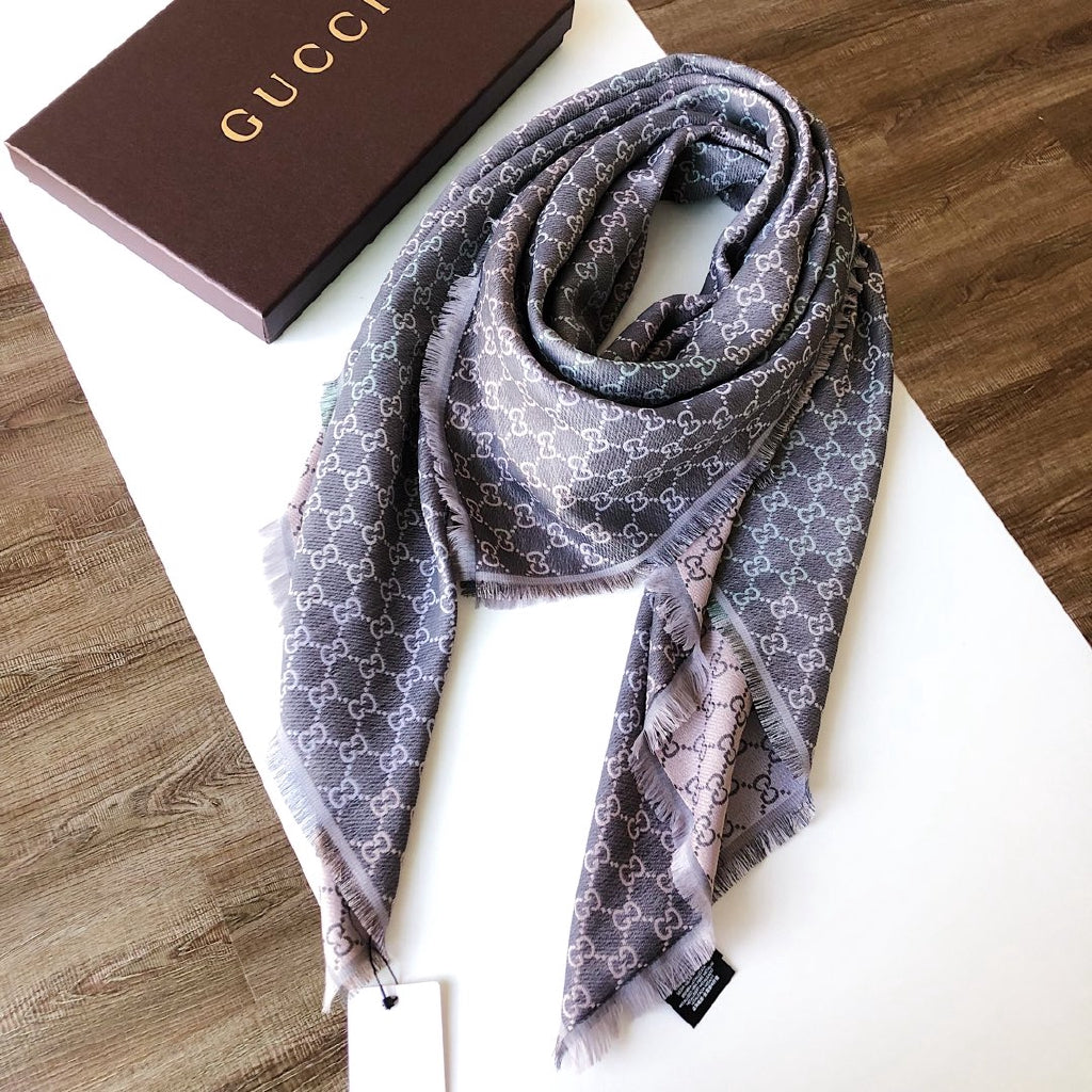 TOP GUCCI Multicolored Scarf Big Square - Grey