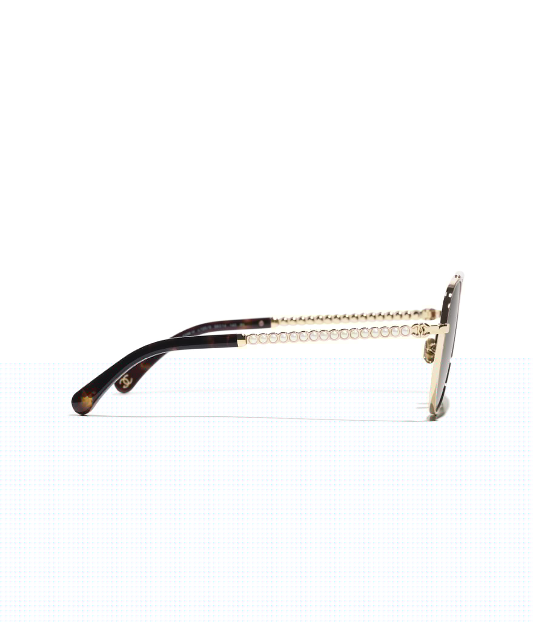 CHANEL Pilot Sunglasses A71777X06223L