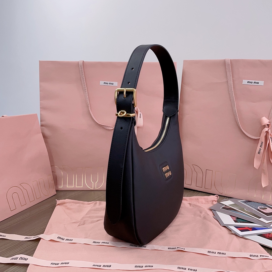 TOP Miu Miu Lambskin Hobo Bag 27x20x8cm - 2 Color