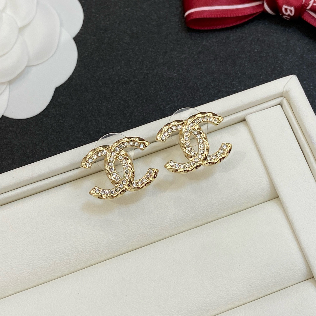 TOP CHANEL Earrings - Collection