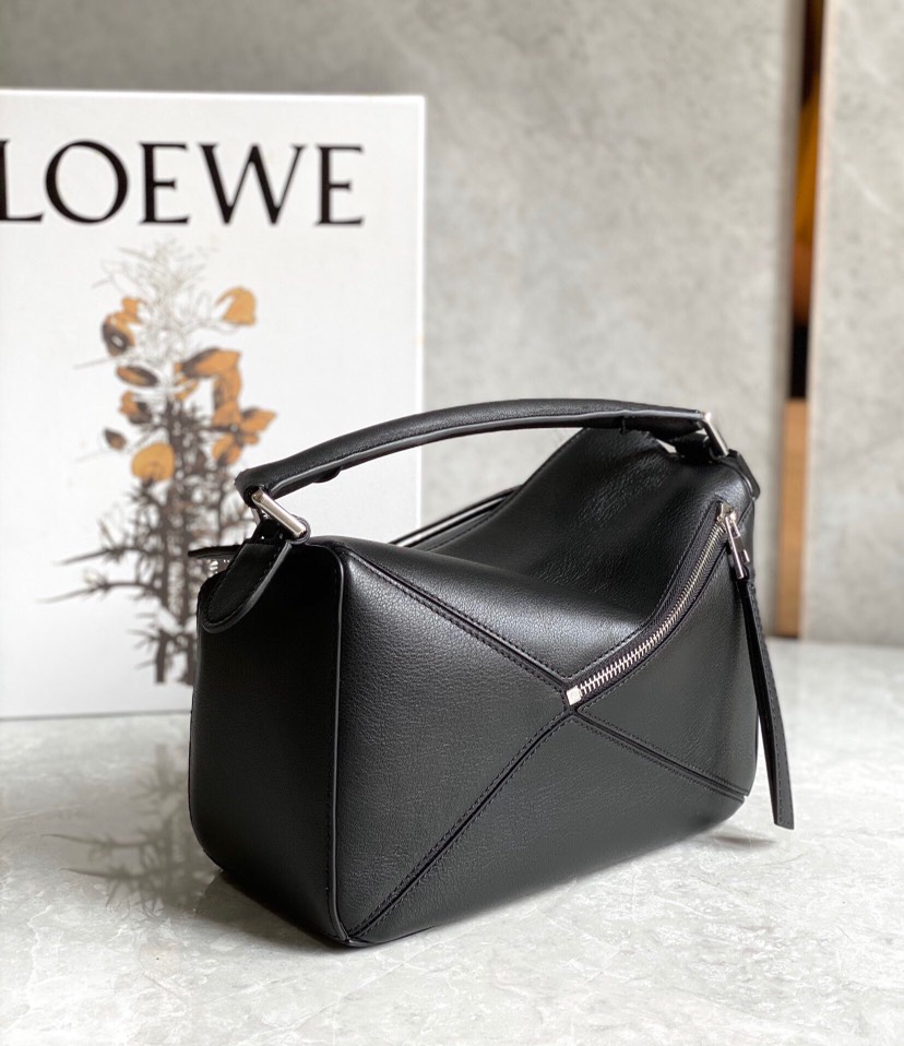 Loewe Small Puzzle Black(Replica)