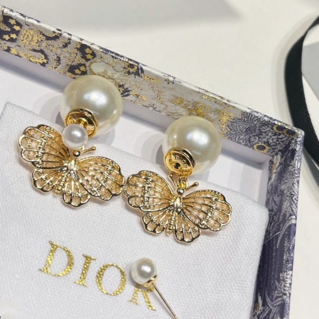 TOP Christian Dior Earrings -Gold