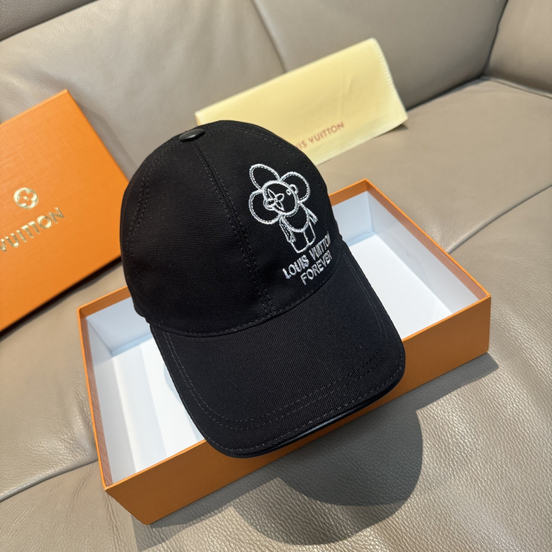 TOP Louis Vuitton LV Baseball Hat - 2 Color