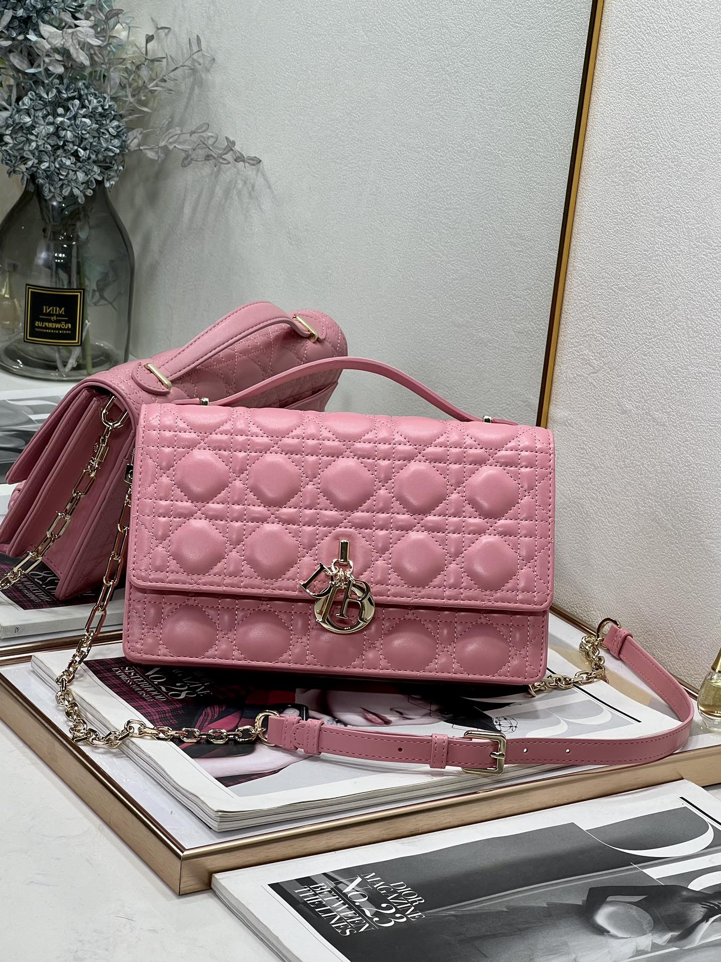 TOP Christian Dior Sheepskin Leather Handbag - 2 Colors - 24x14x7.5cm