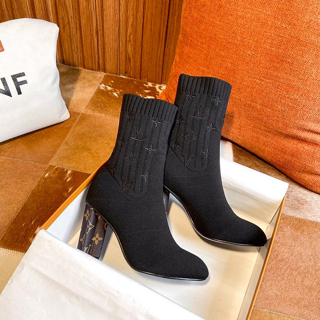 TOP Louis Vuitton LV L*V Silhouette Ankle Boots - Black