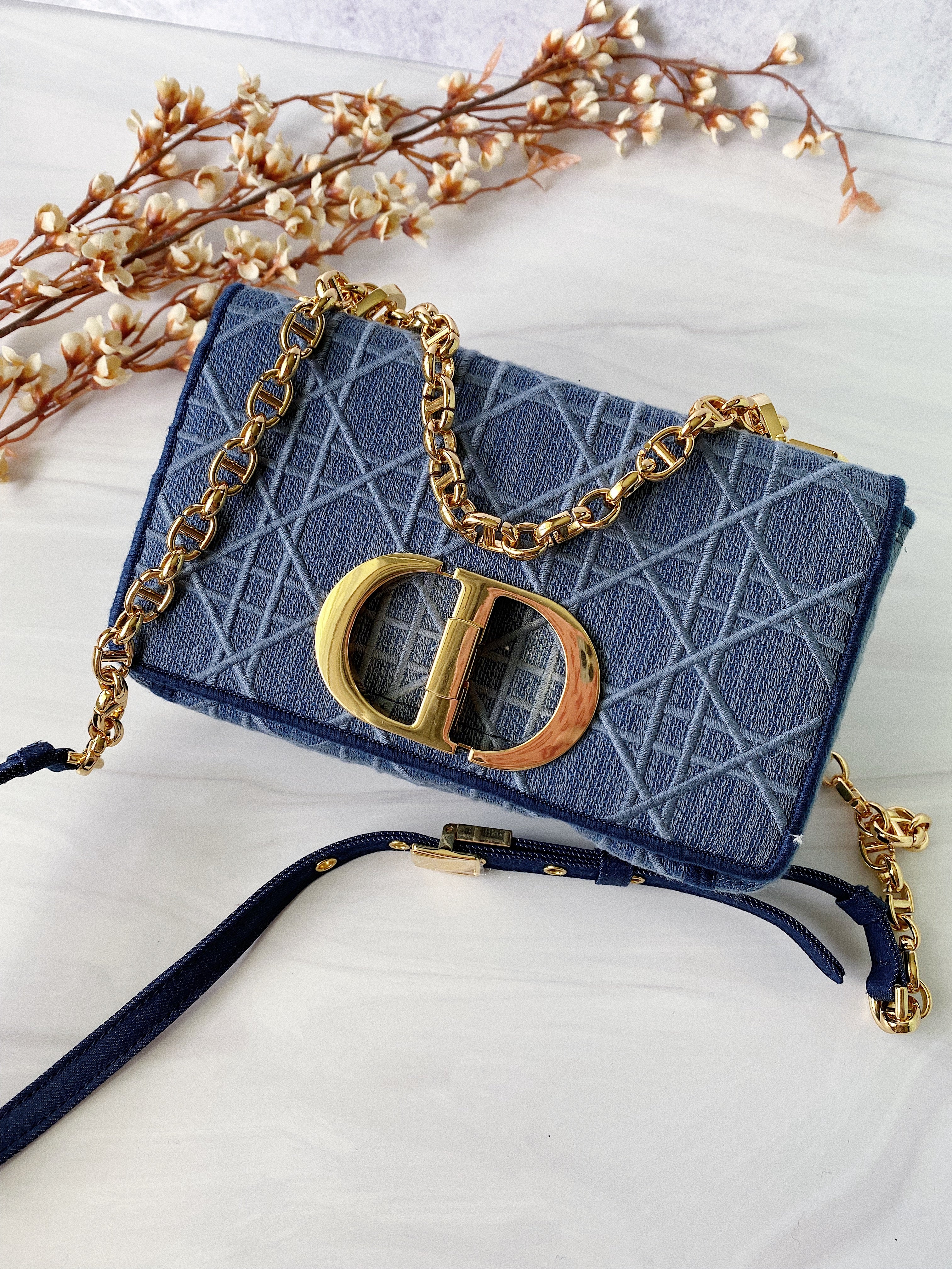 TOP Christian Dior Caro Bag Small - Blue Denim