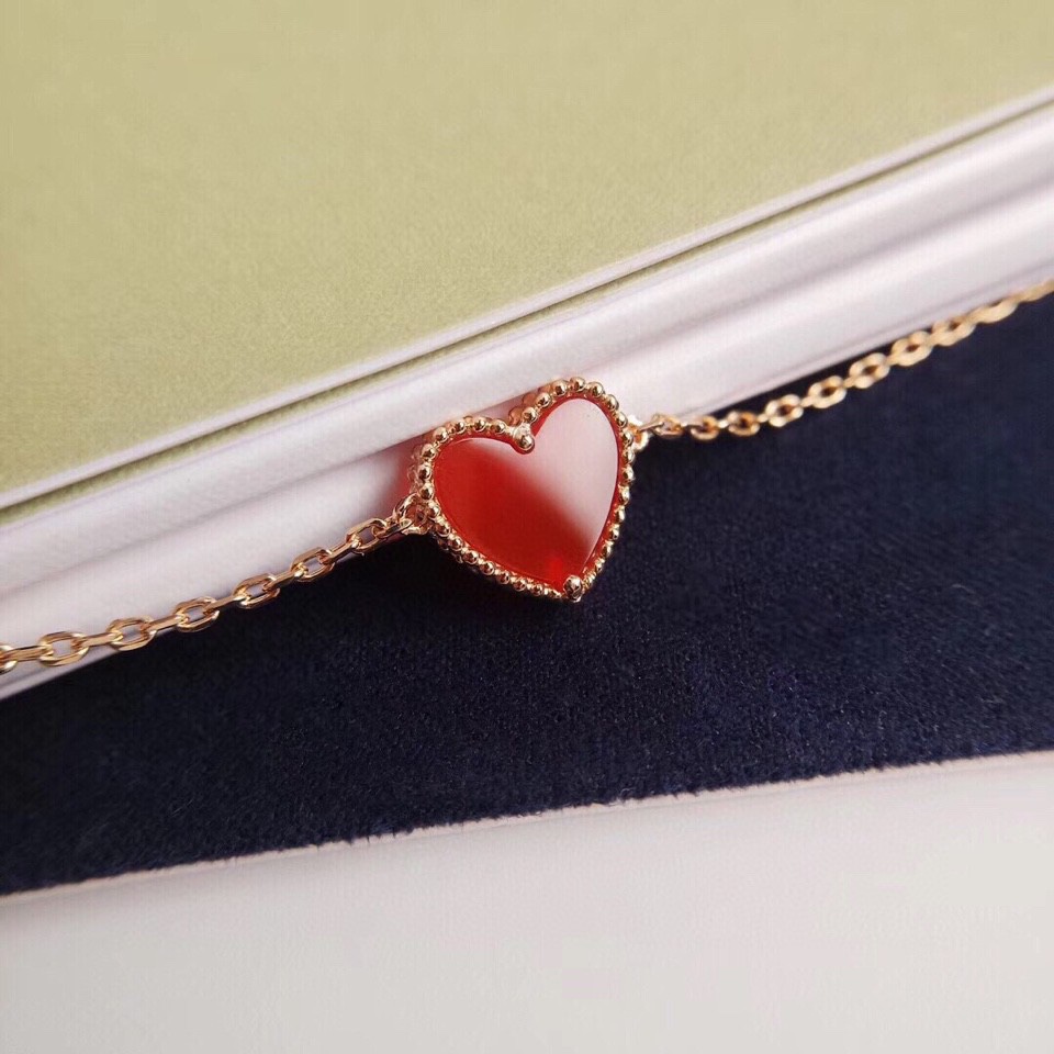 TOP Van Cleef & Arpels VCA Heart Bracelet - Rose Gold
