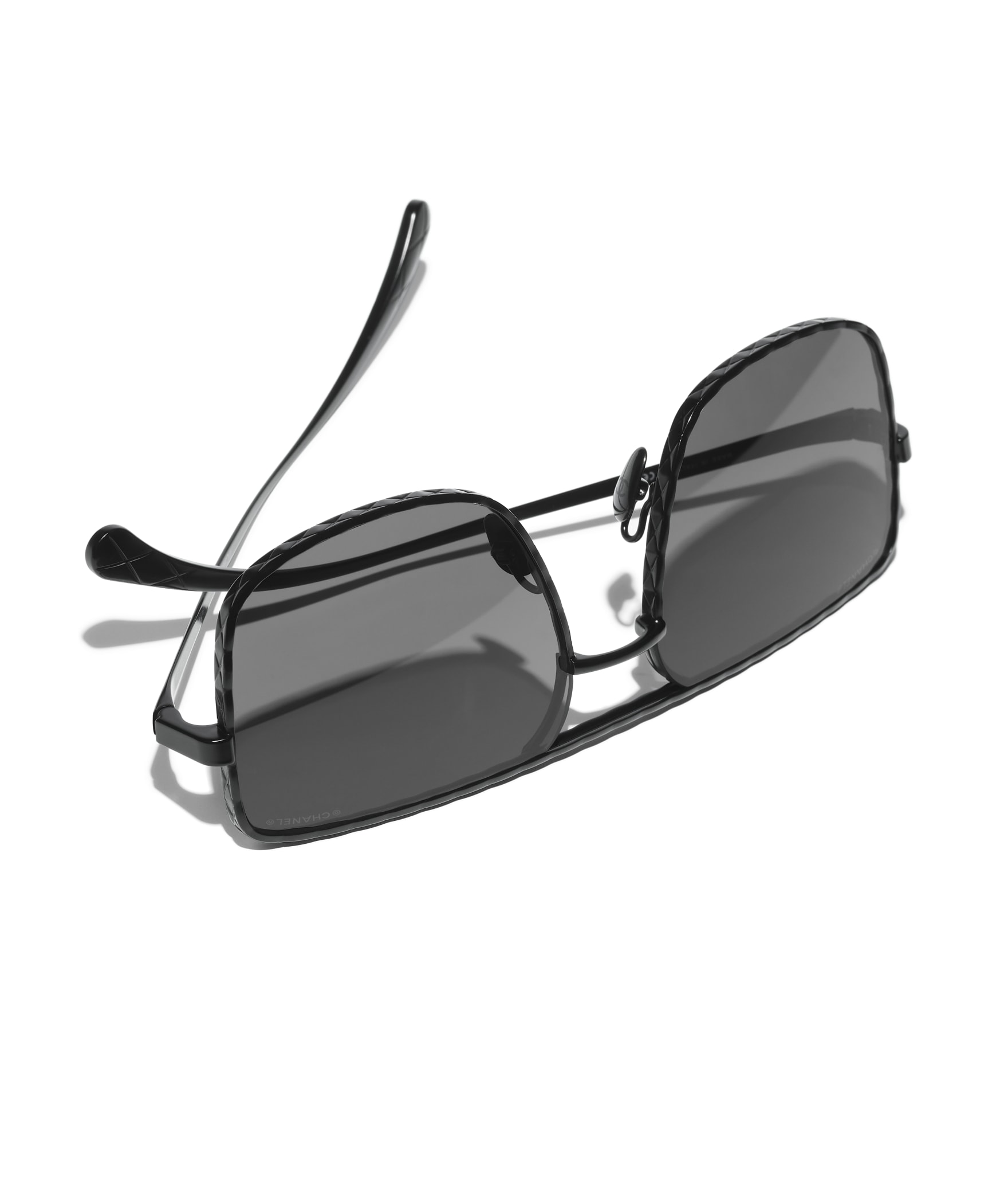CHANEL Pilot Sunglasses A71756X01060L