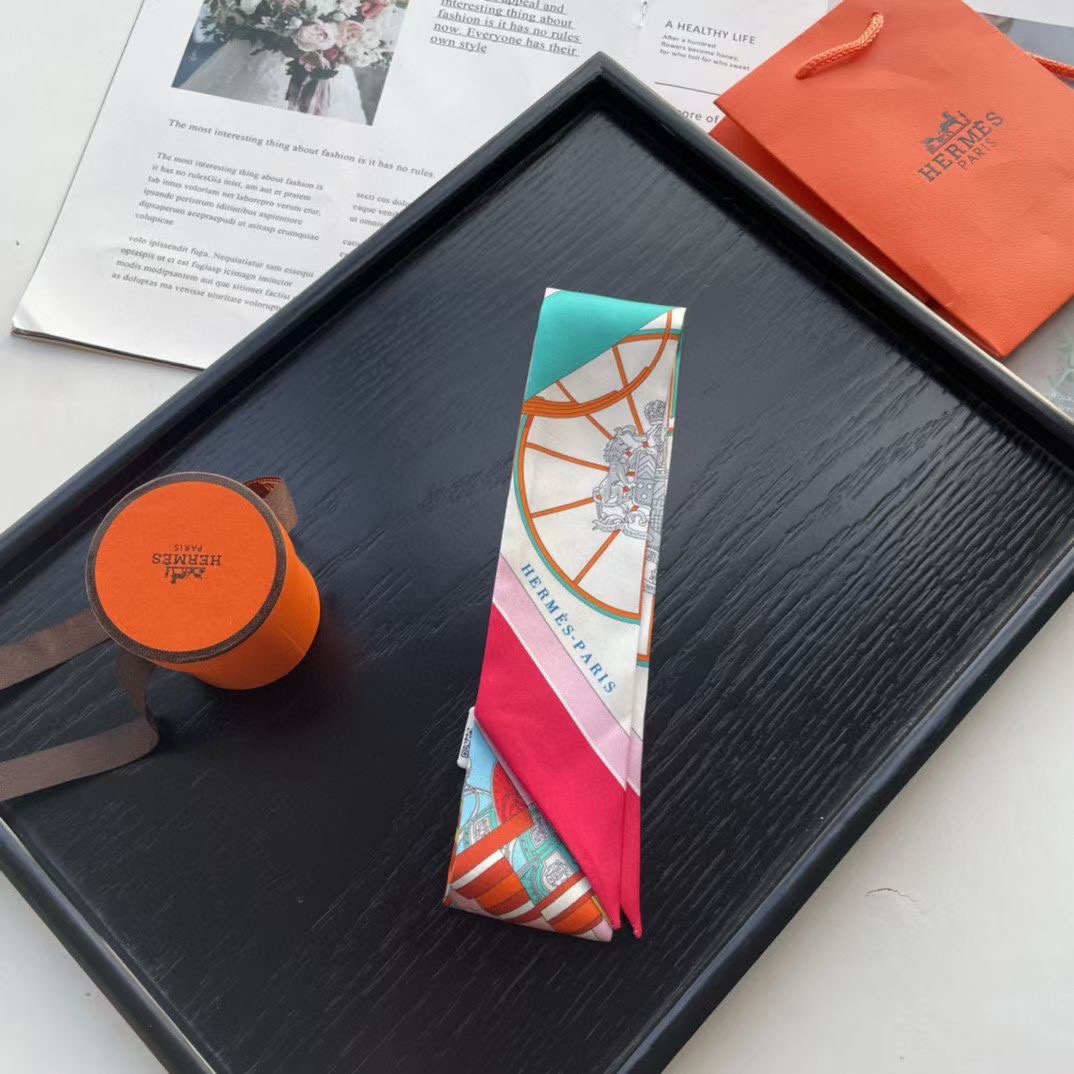 TOP HERMES Twilly Springs Springs Twilly 86 x 5 cm - Four Colours