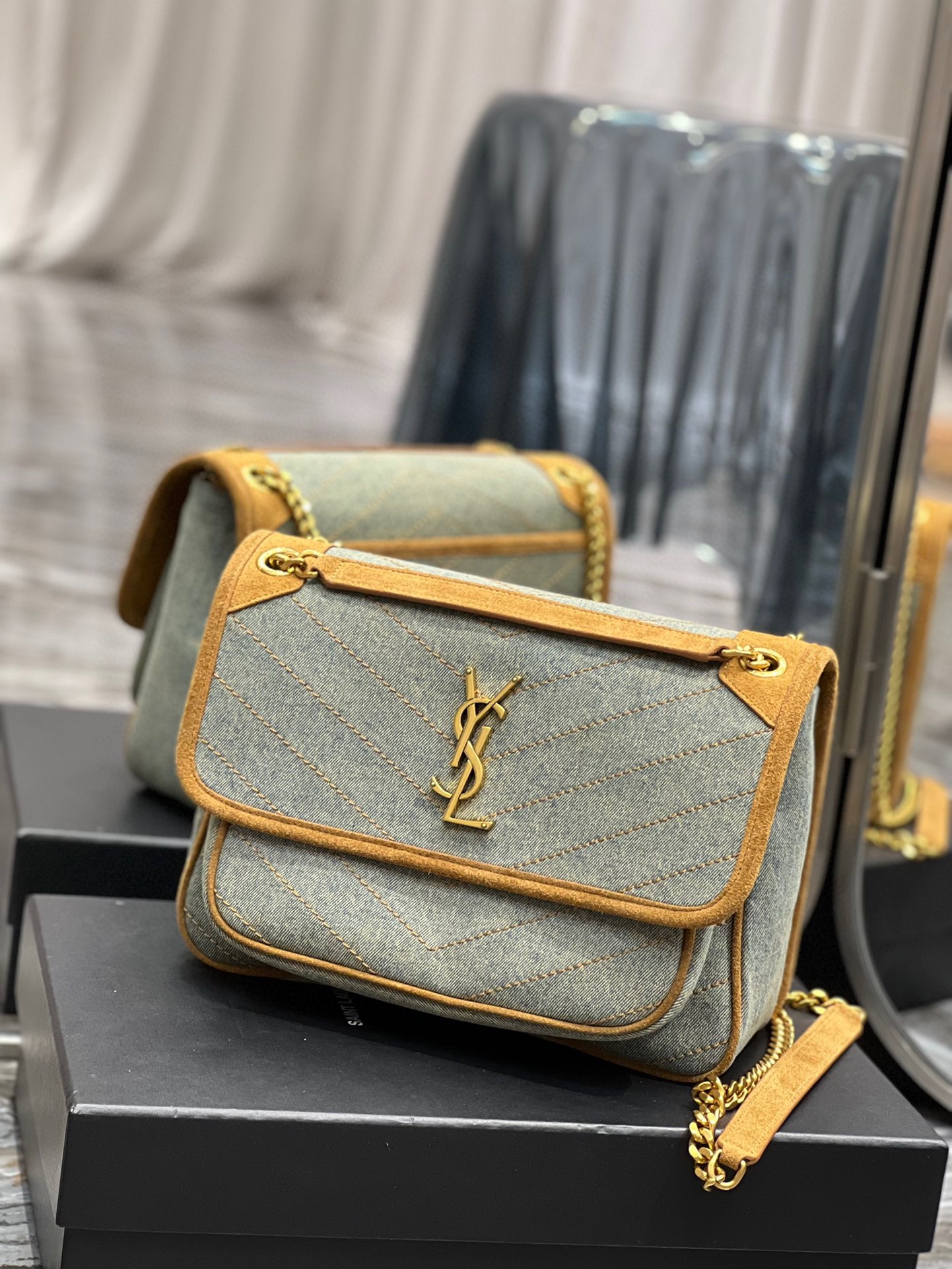 TOP Yves Saint Laurent YSL Niki Shoulder Bag - Green