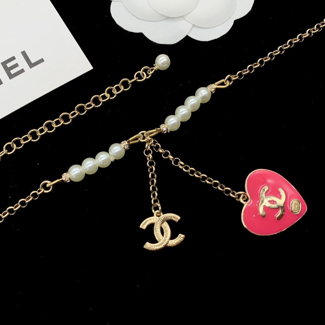 TOP CHANEL Pearl/Gold Chain/Heart Necklace