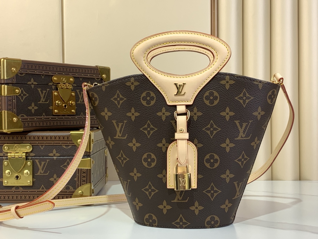 TOP Louis Vuitton LV Rivage BB Bag Monogram 18x7x12cm - Brown