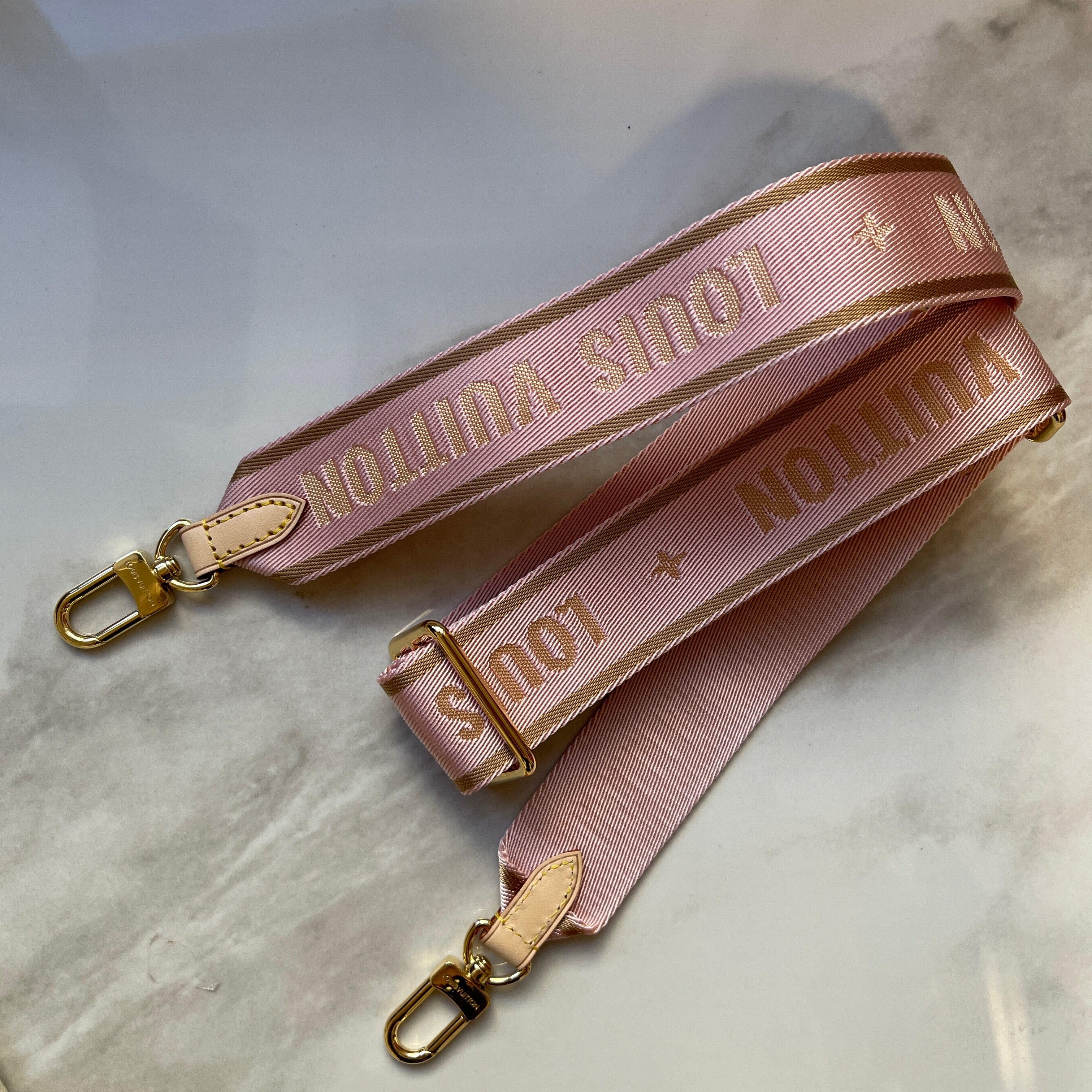 TOP Louis Vuitton LV Multi Pochette Strap - Pink