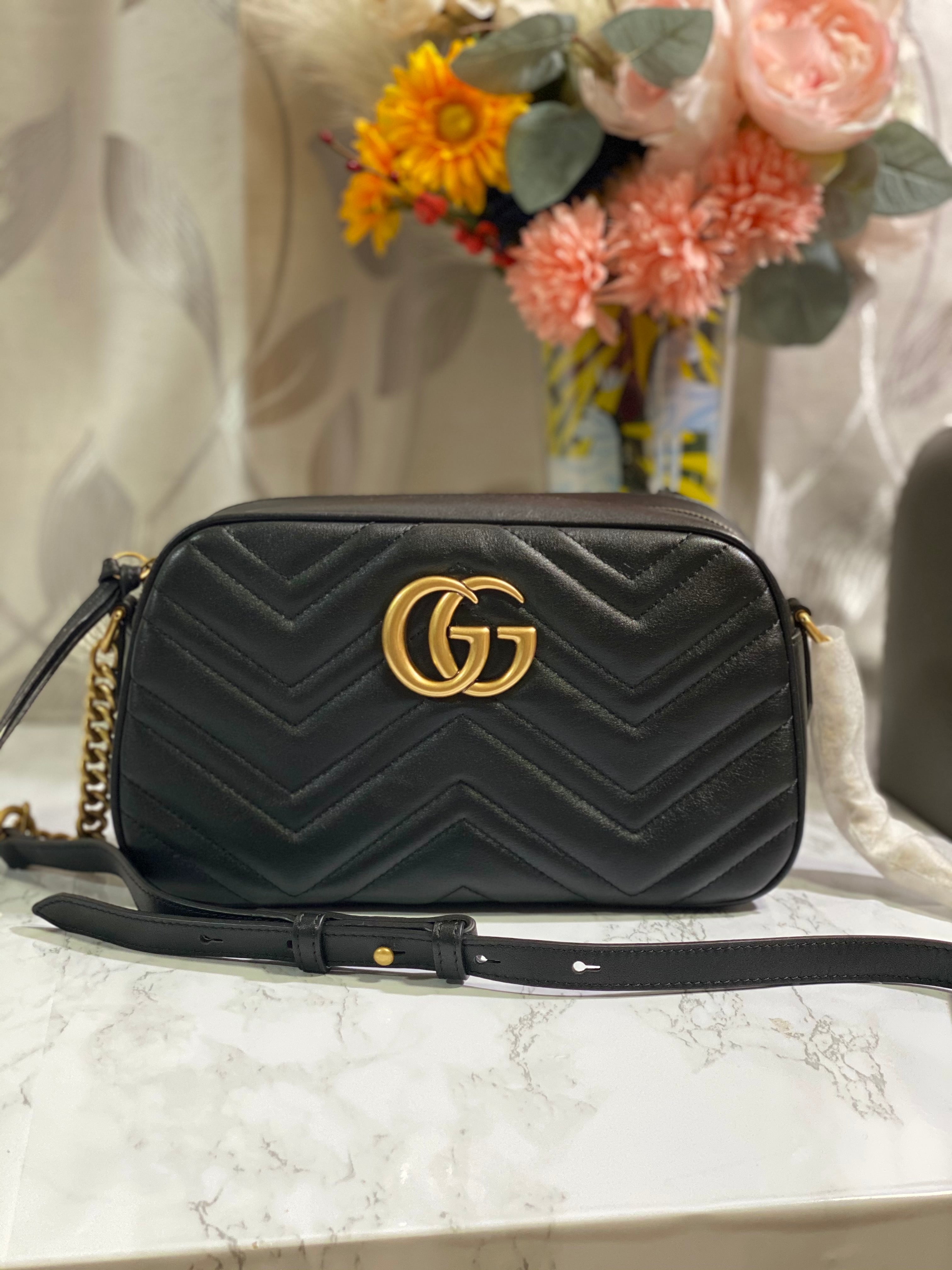 TOP GUCCI GG Marmont Bag Matelasse Small 26*15*7 - Black