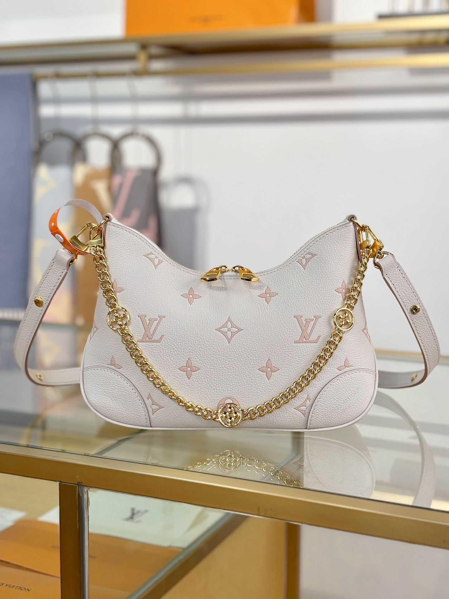 TOP Louis Vuitton LV Boulogne Handbag 29x16x9.5cm - White