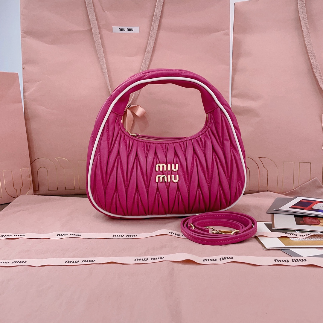 TOP Miu Miu Miu Wander Handbag Sheepskin 23X13X7cm - 2 Color