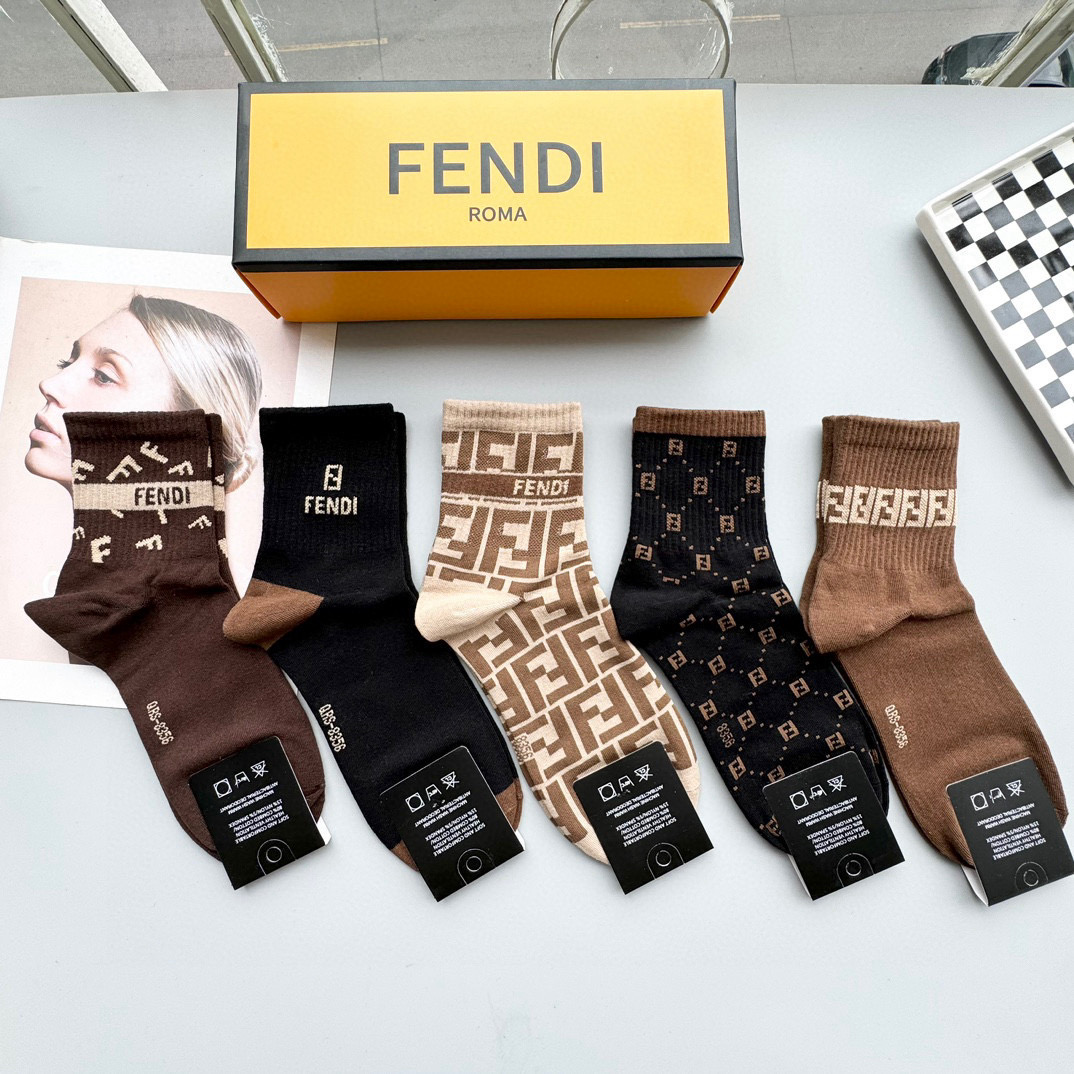 TOP FENDI Socks - 5 Pieces as a Set