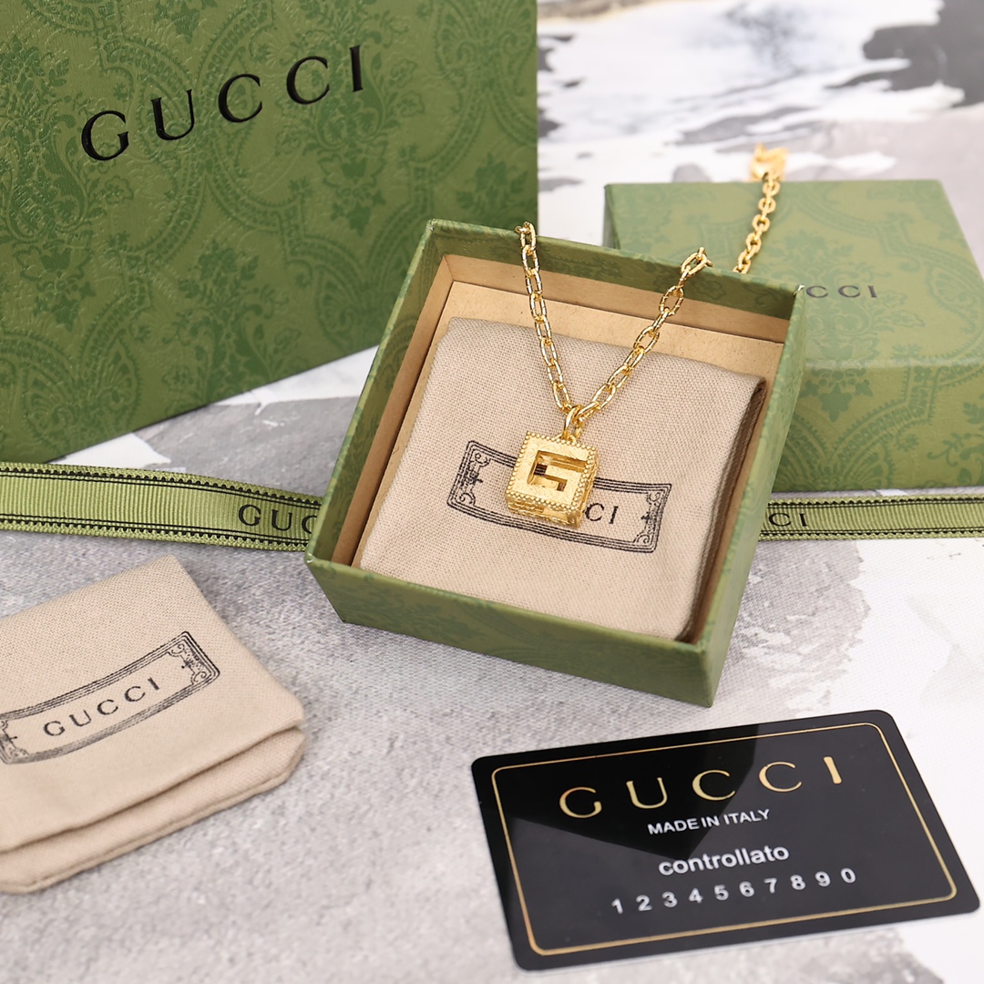 TOP GUCCI  Necklace-Gold