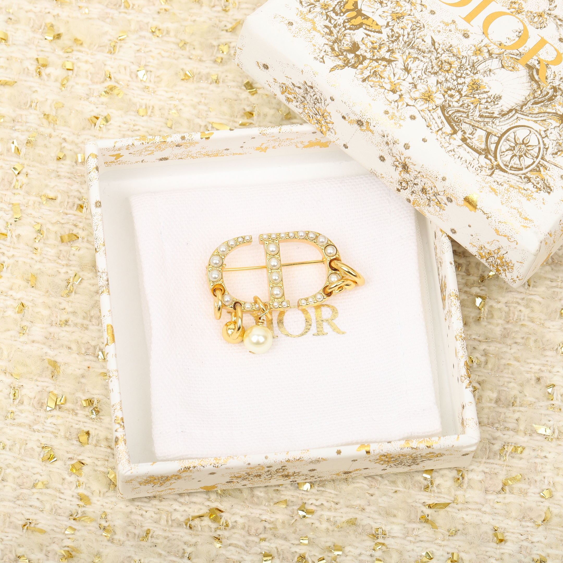 TOP Christian Dior  Brooch - Gold