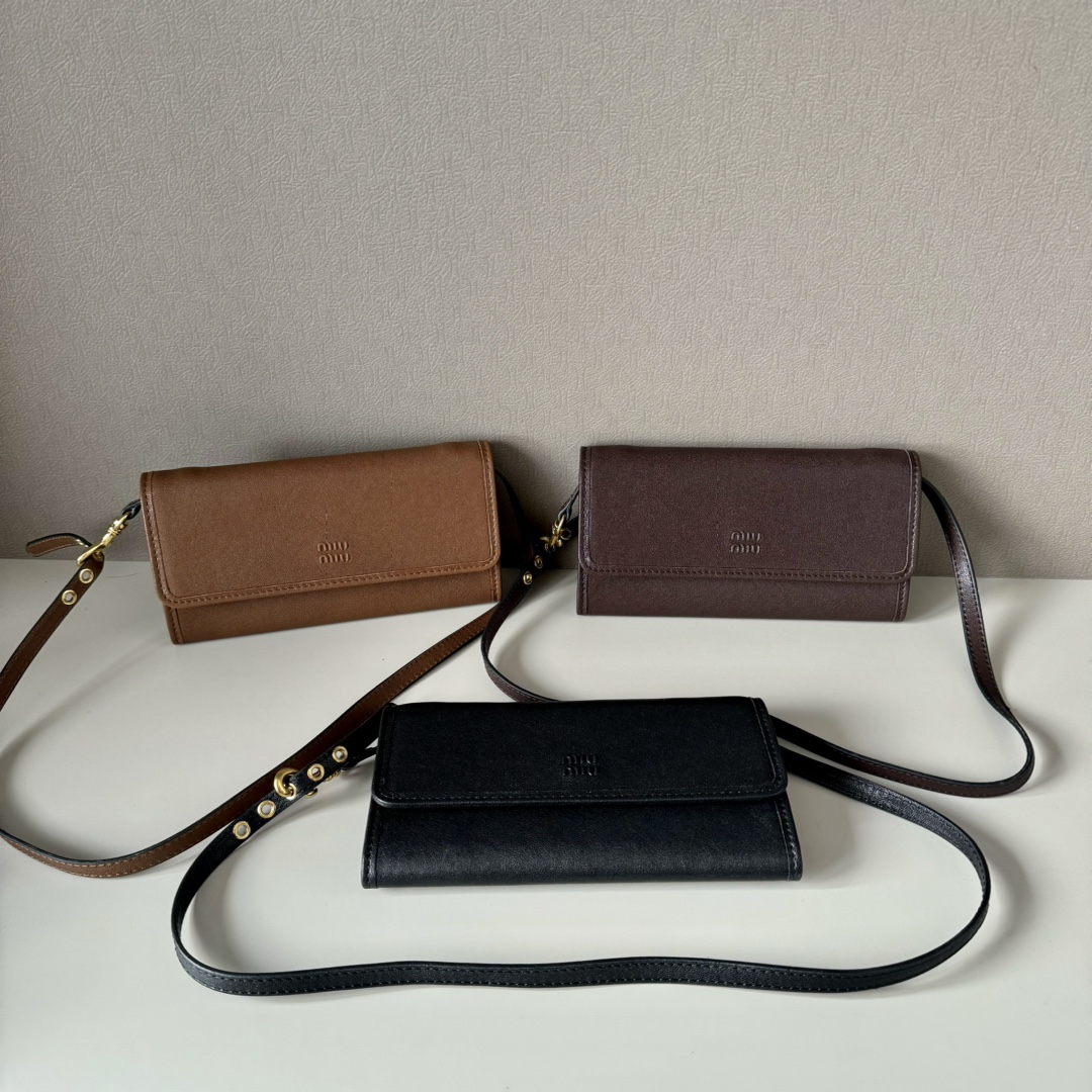 TOP Miu Miu Shoulder Bag 19x10x2cm - 3 Color
