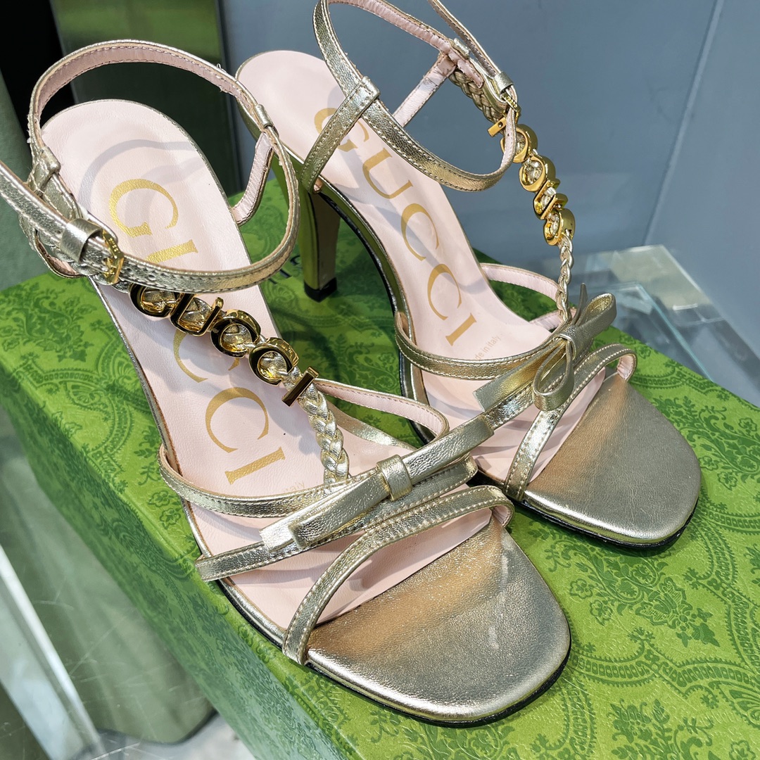 TOP GUCCI Woven Braid   Metal Buckle Sandals - Gold