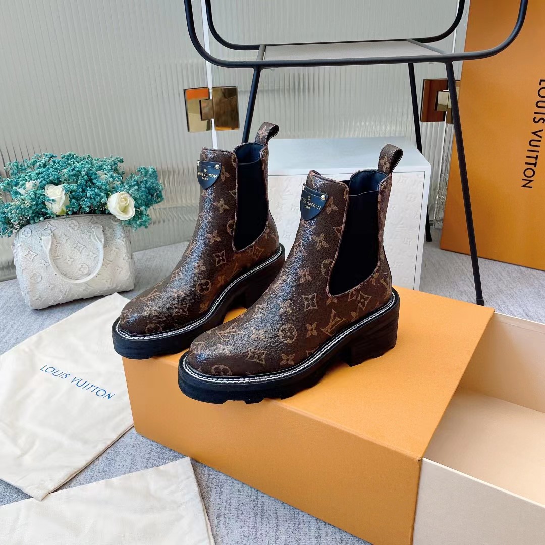 TOP Louis Vuitton LV  LV Beaubourg Ankle Boots Logo