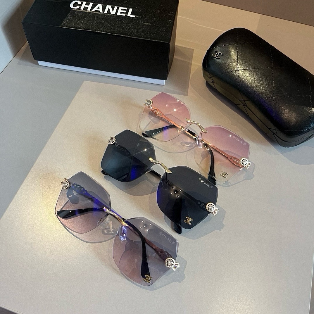 TOP CHANEL Sunglasses - 3 Color
