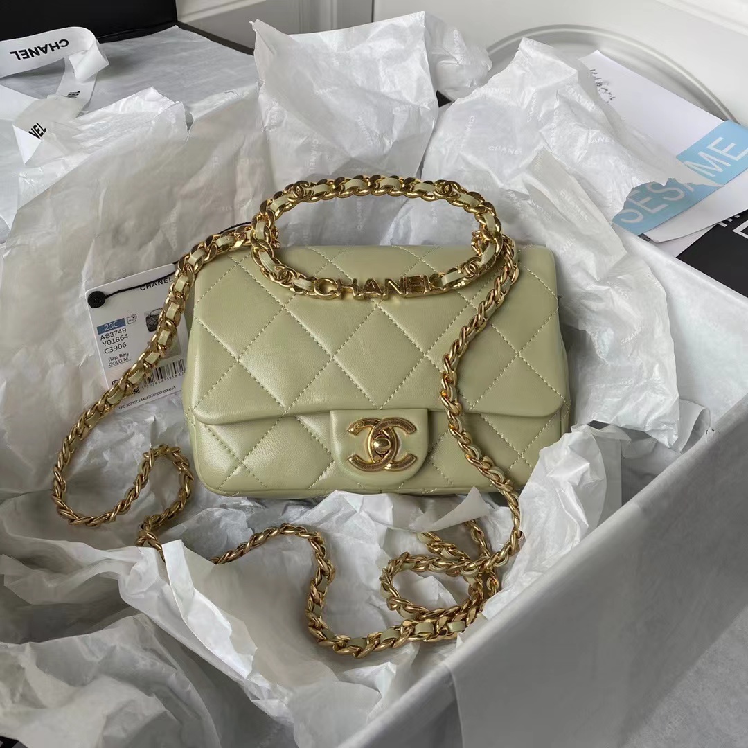 TOP CHANEL Classic CF Lambskin - Medium 20cm - GHW - 4 colours