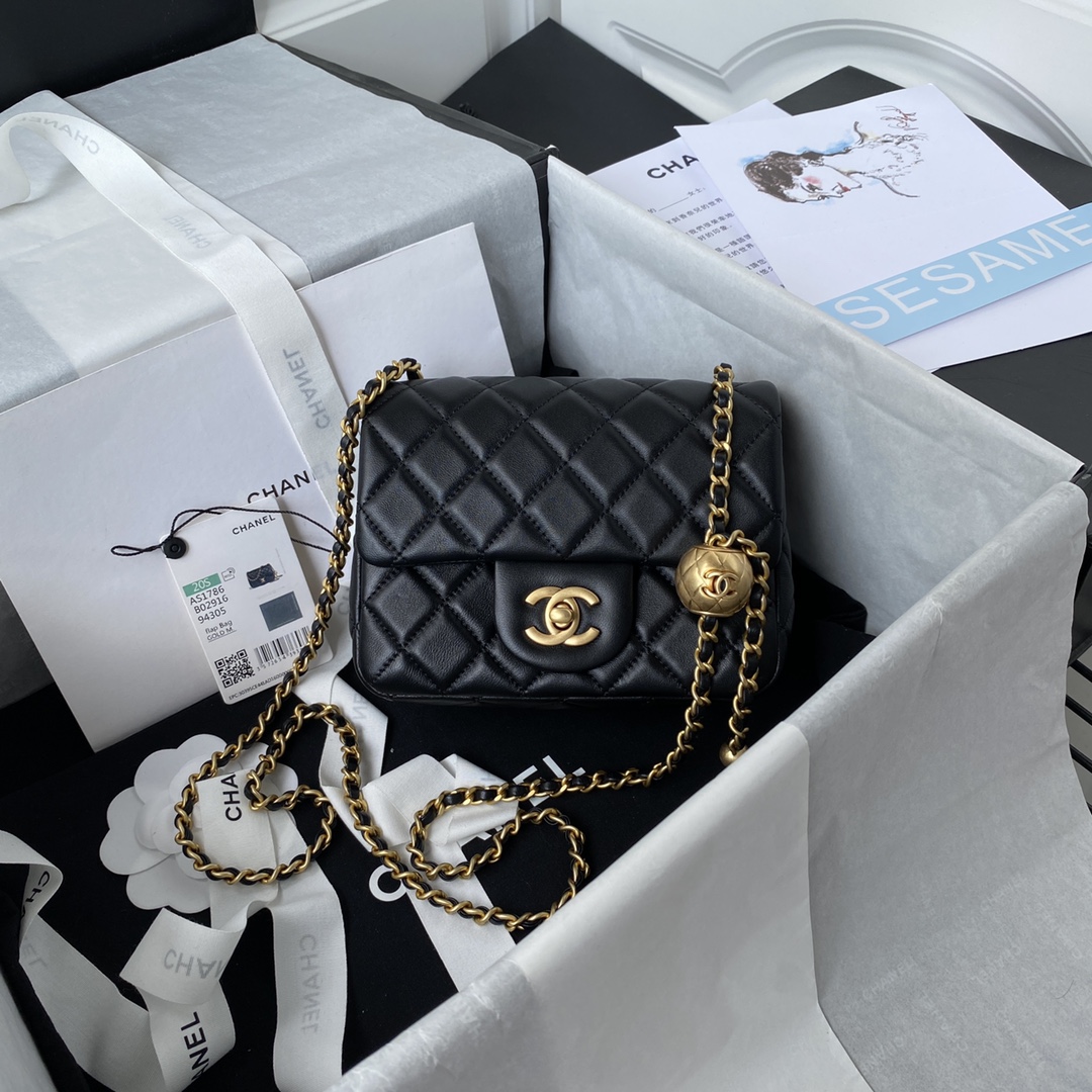TOP CHANEL Mini Classic Flap Bag 17cm/20cm - GHW - Black