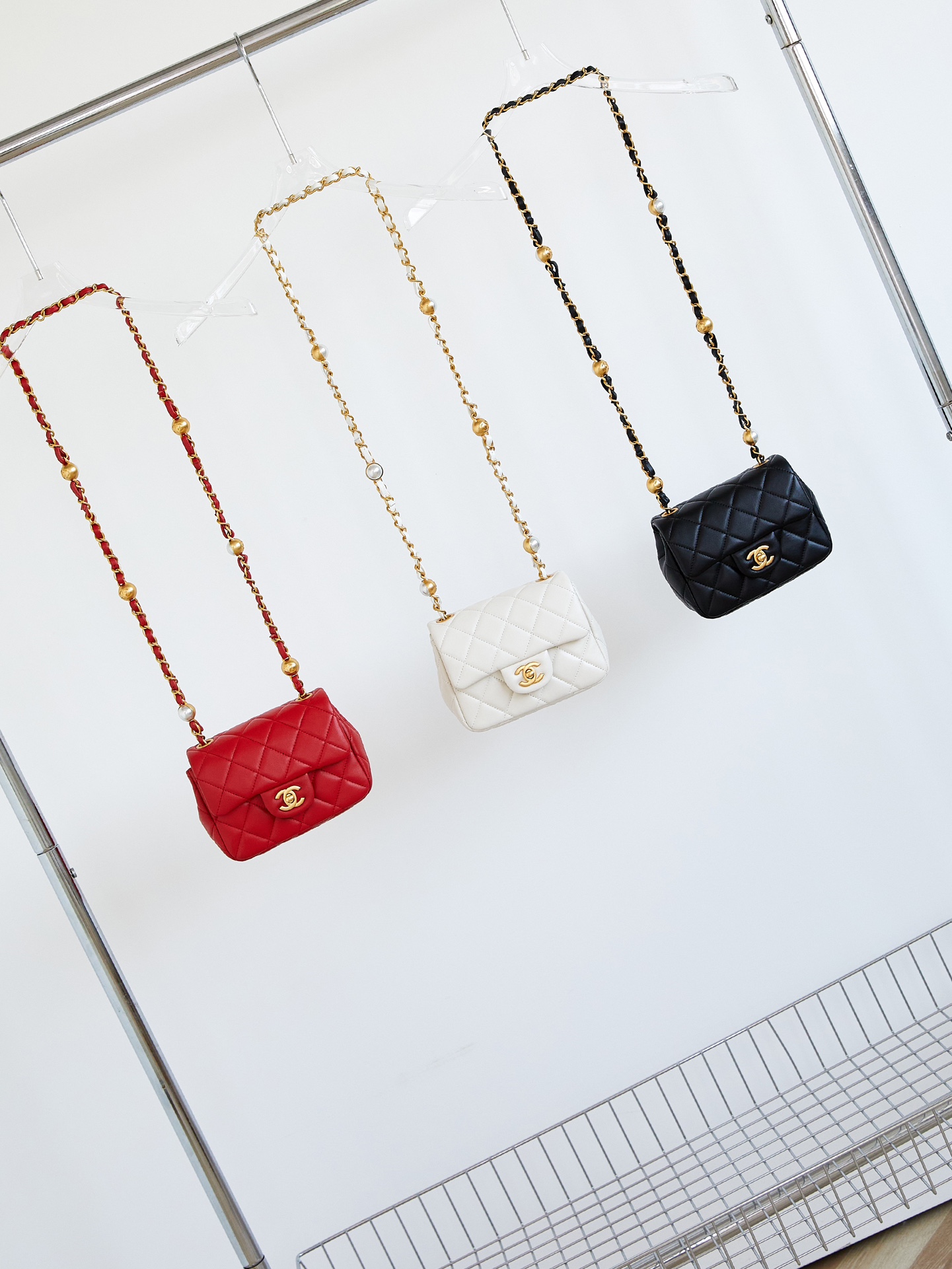TOP CHANEL Classic Flap Bag 13-18-7cm - 3 Colors