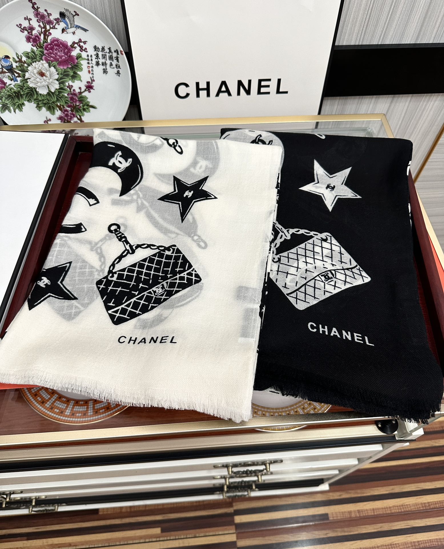 TOP CHANEL Stars and Moons Cashmere Scarves - 2 Colors