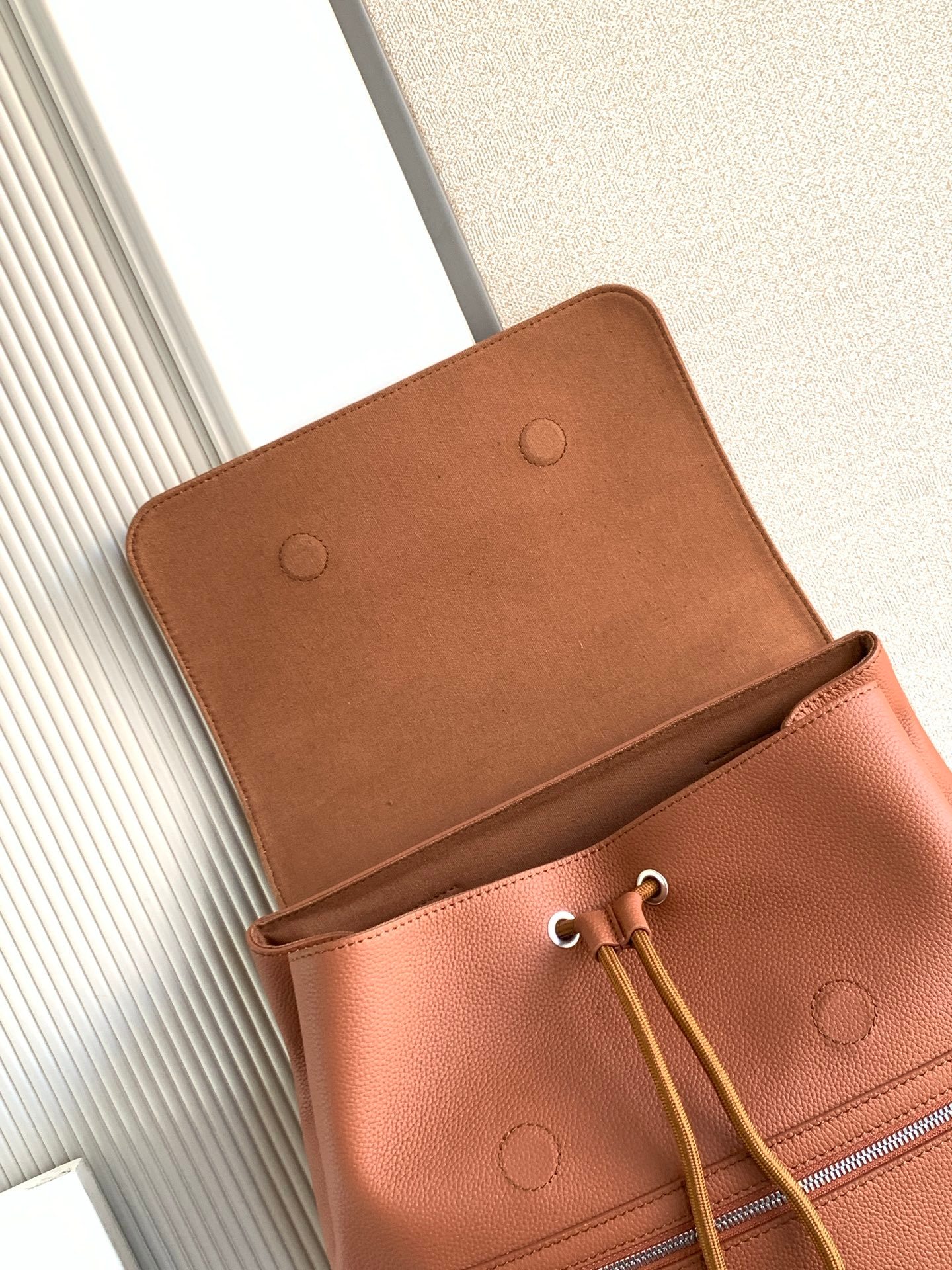 TOP Louis Vuitton LV Fastline Backpack 38x43x15cm - Brown