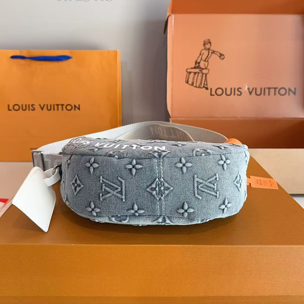 Louis Vuitton LV Crossbody Bag (Replica)