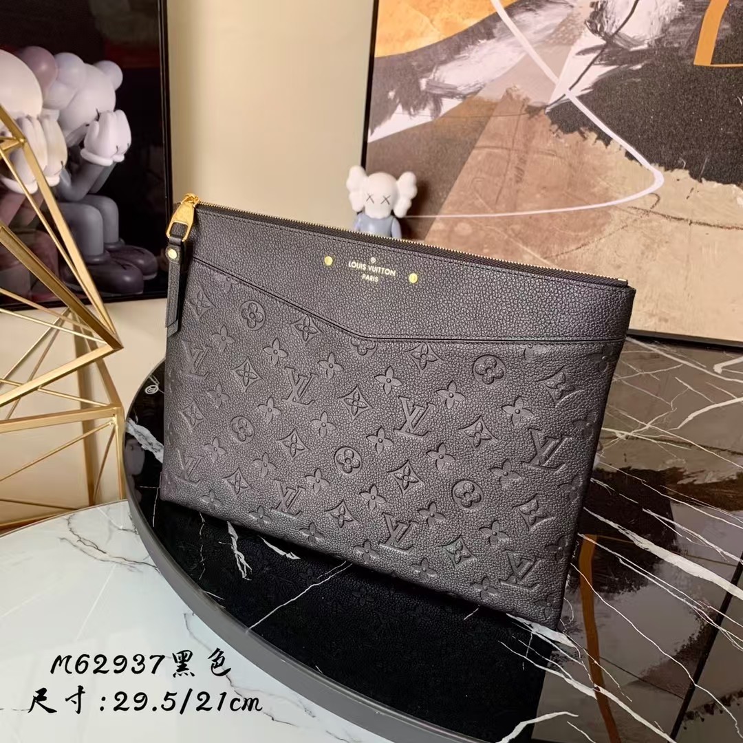 TOP Louis Vuitton LV Bag Leather  29.5x21x1 cm - Black