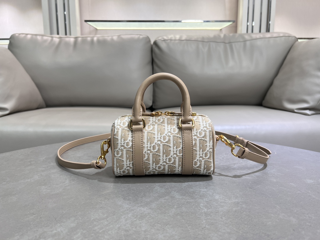 TOP Christian Dior Groove 16/20/25 Bag 16.5x10x8cm/20.5x13.5x12cm/25x19x16cm - Brown