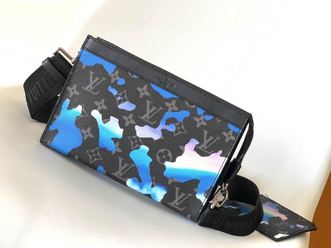 TOP Louis Vuitton LV Gaston Wearable Silk Screen Messenger Wallet - Blue