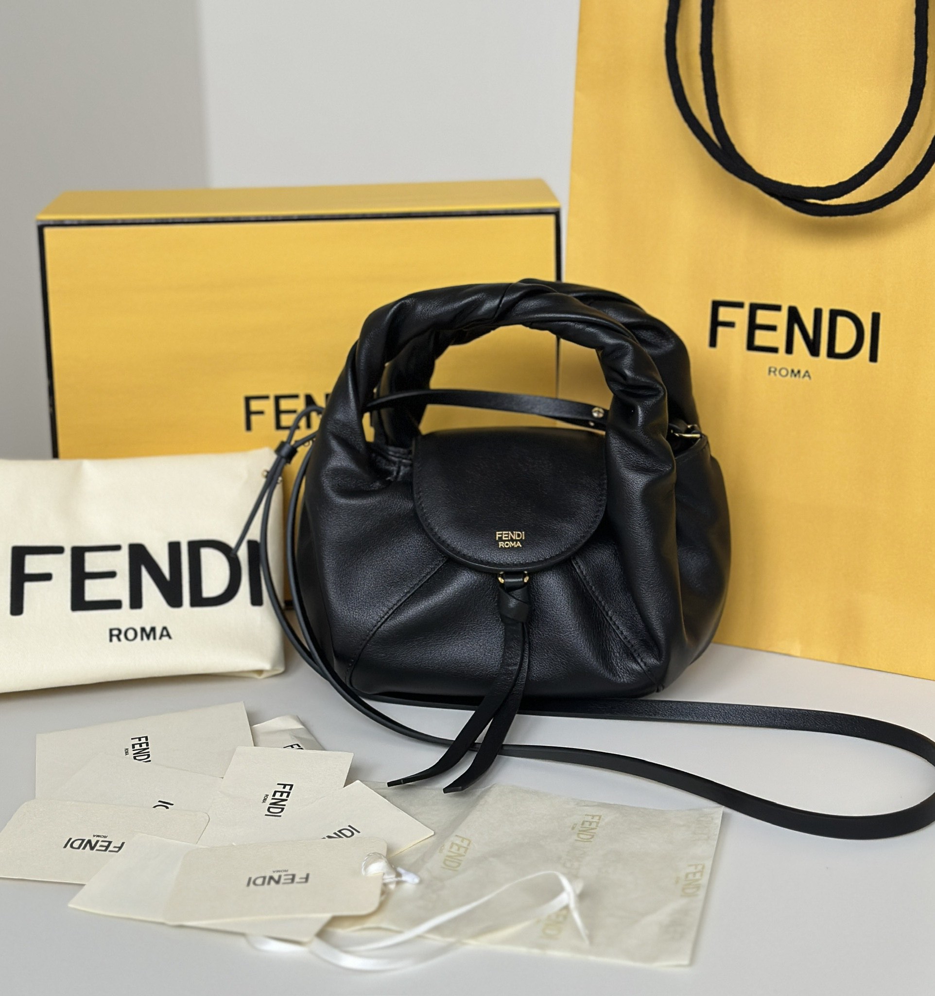 TOP FENDI Spy Bag 15/11/12cm - 4 Colors